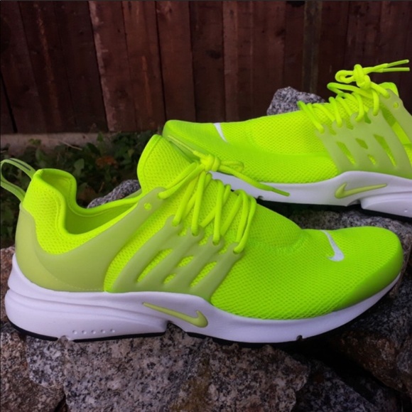 nike volt presto